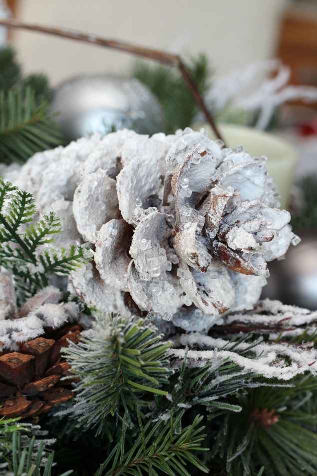 DIY-icicle-pinecones-1edit