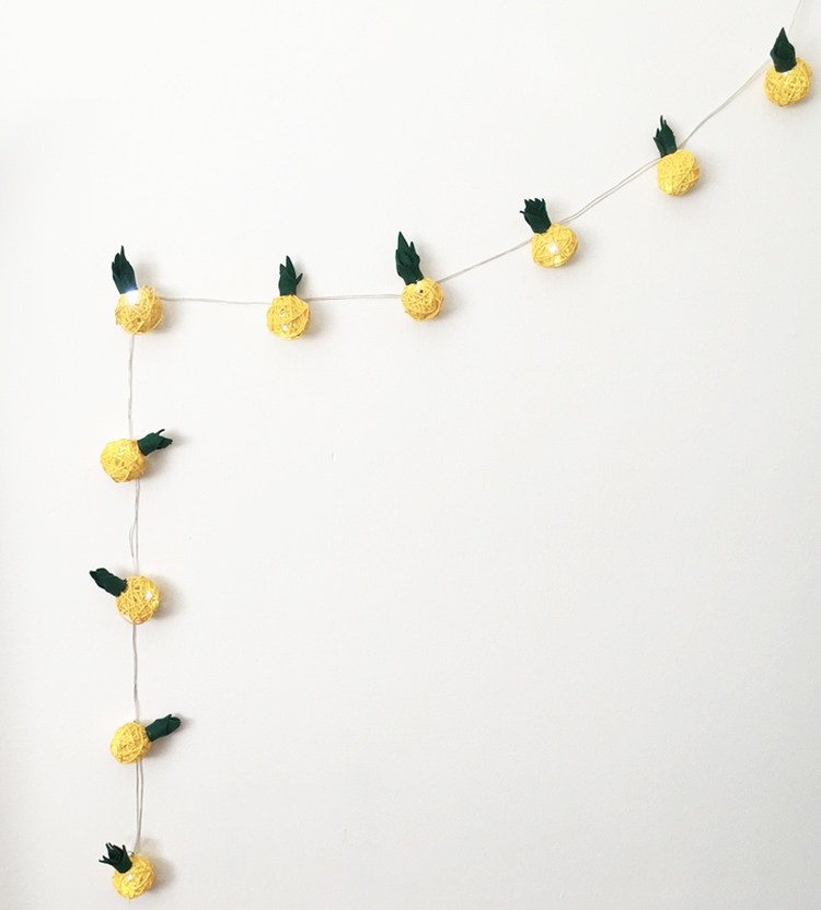 diy-pineapple-string-lights-drawntodiy-01