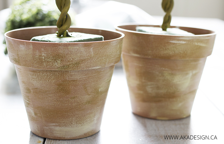 aged-bamboo-posts-look-like-terra-cotta-pots