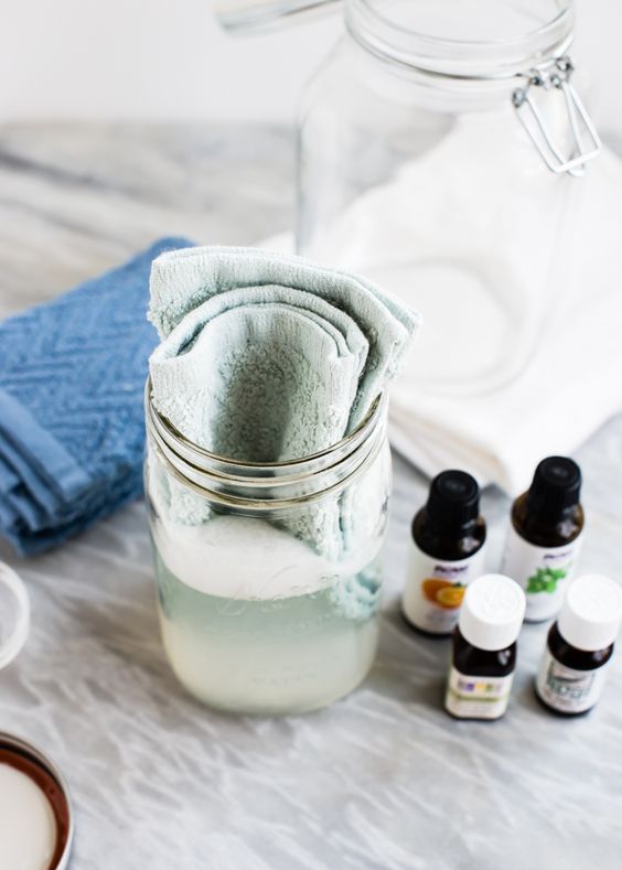 DIY-All-Natural-Cleaning-Products-The-Everygirl-Wipes(3)