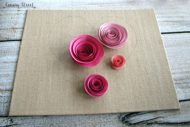 spiral-flower-heart-valentine-day-craft-gluing-flowers